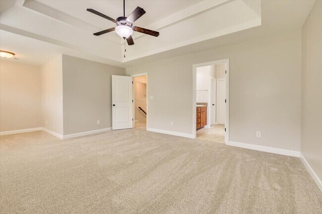 Building Photo - 127 Radcliff Dr