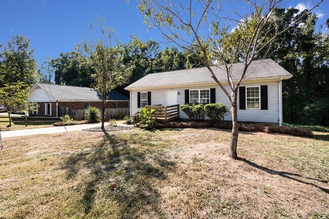 Building Photo - 814 King Arthur Dr