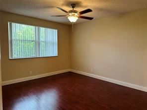 Building Photo - 2 br, 2 bath Condo - 8851 Wiles Rd Apt 303