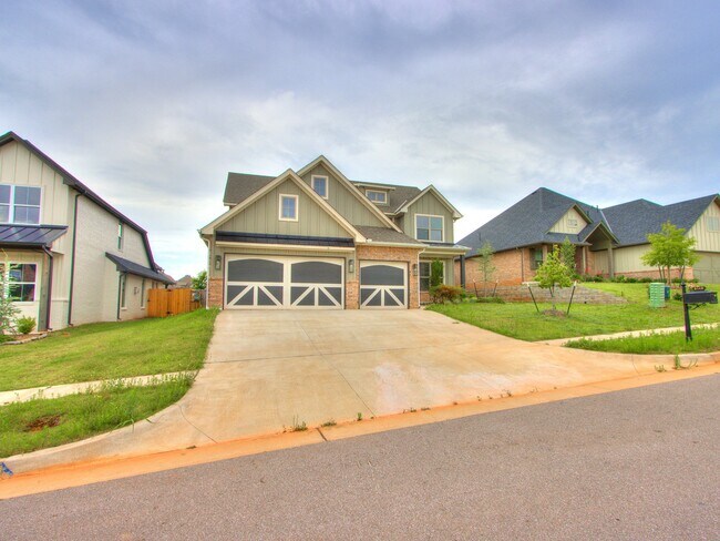 Building Photo - 8140 Jenny Ln