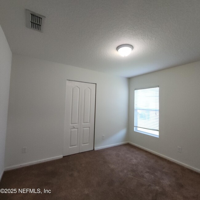 Building Photo - 15307 Bareback Dr