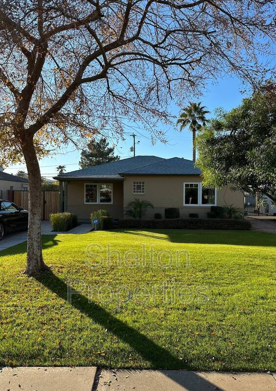 Building Photo - 2026 N Laurel Ave