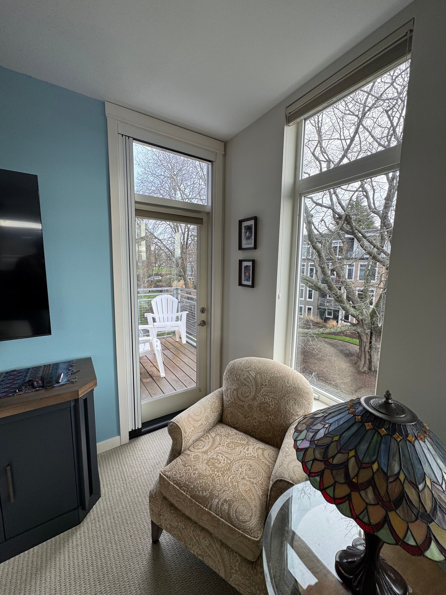 corner of Master bedroom - 190 Harbor Sq Loop NE