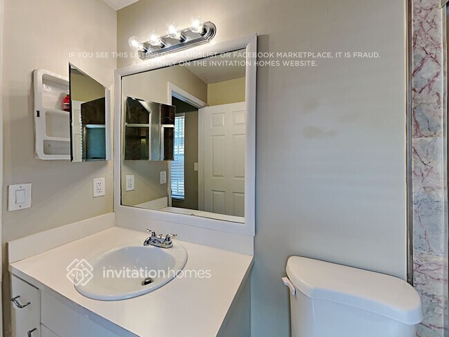 Building Photo - 1410 NW 47th Ave