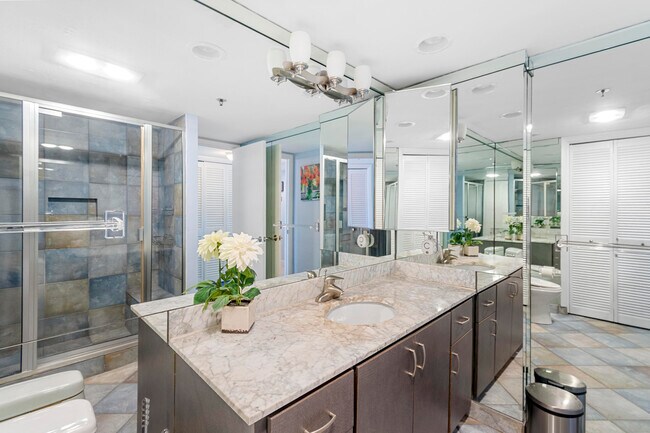 Building Photo - 4750 S Ocean Blvd