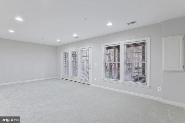 Building Photo - 7106 Point Replete Cir