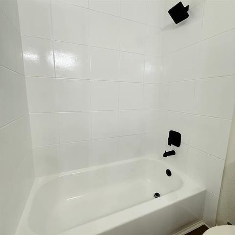 Building Photo - 5505 Dolores Pl