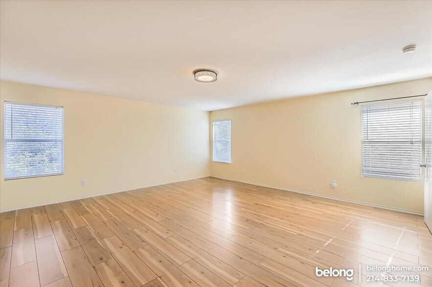 Building Photo - 1310 Pigeon Ct