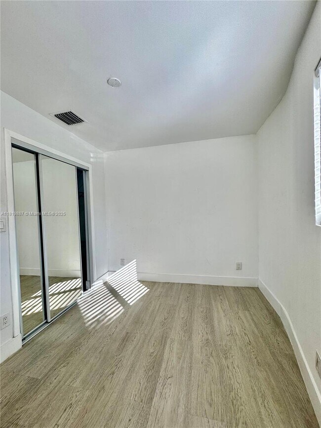 Building Photo - 111 NW 7th Ave