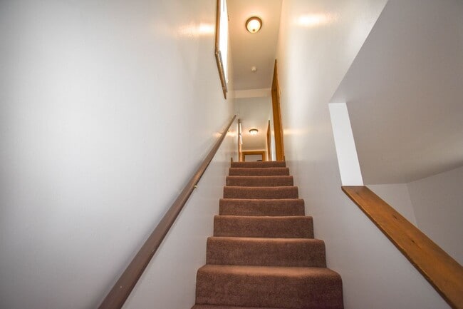 Building Photo - *** PENDING   APPLICATION ***