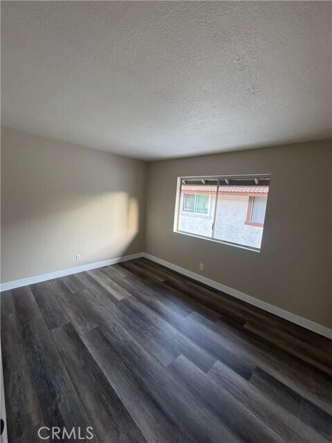 Building Photo - 2155 Canyon Dr