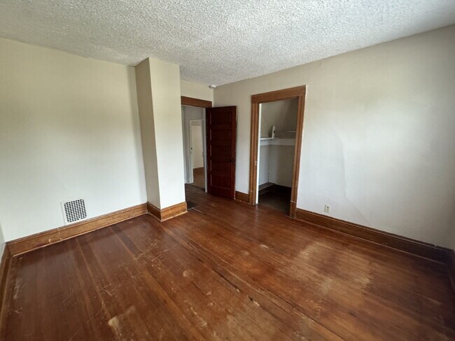 Building Photo - Old Time Rock & Roll — 4 Bedroom Home with Classic Character