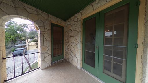 Building Photo - Charming Home Near Trinity University - Upstairs unit