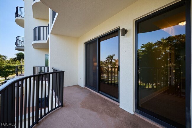 Building Photo - 5702 Cape Harbour Dr