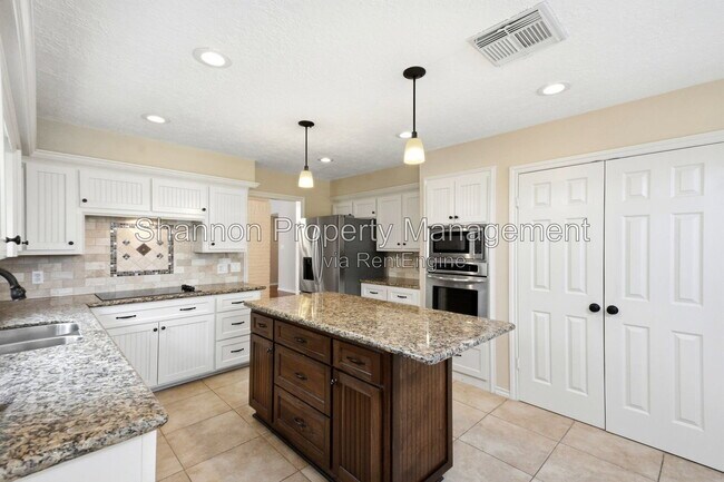 Building Photo - 7239 N Hearthstone Green Dr