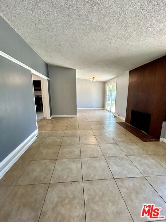 Building Photo - 8198 Helena Ave