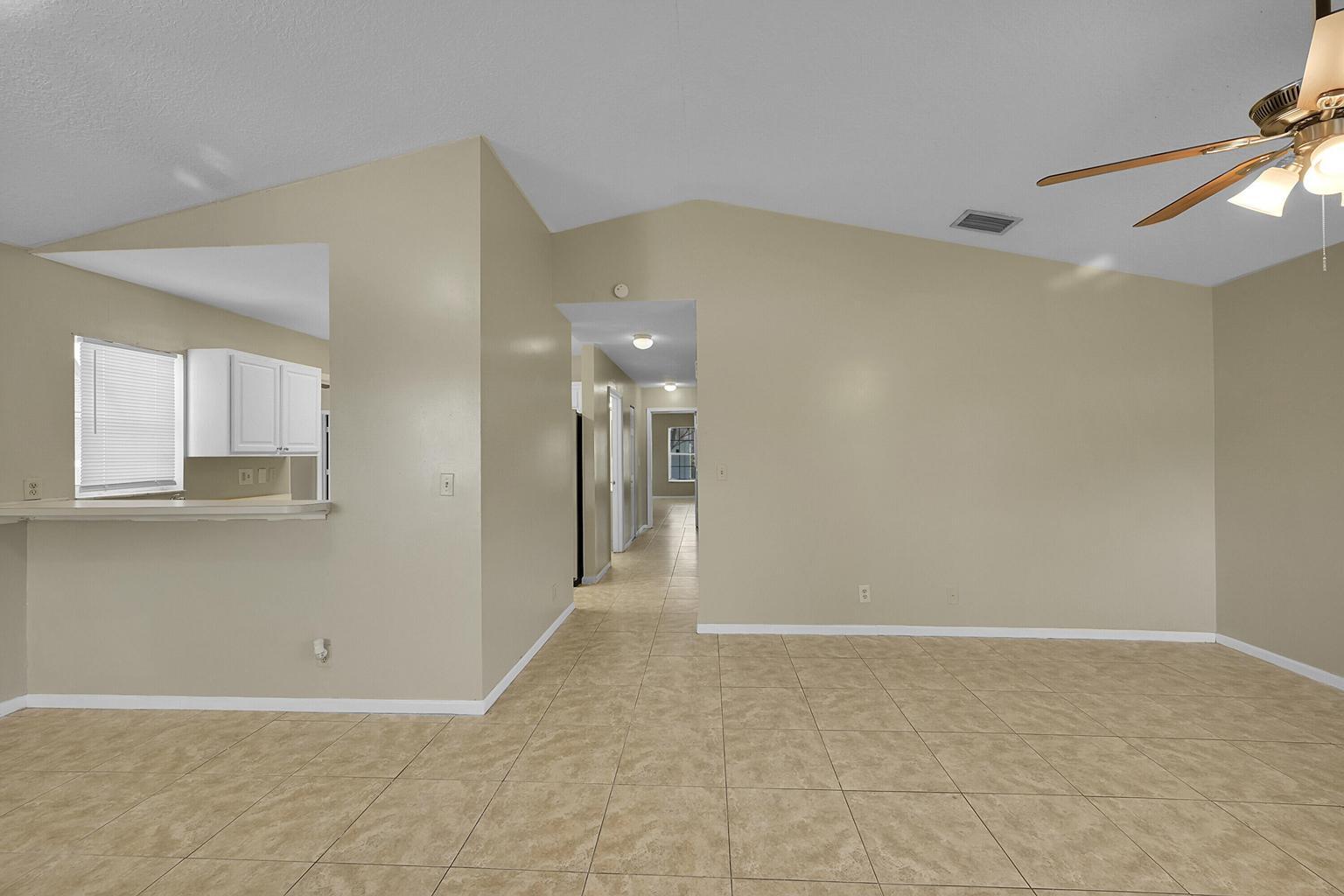 Building Photo - 901 10th St