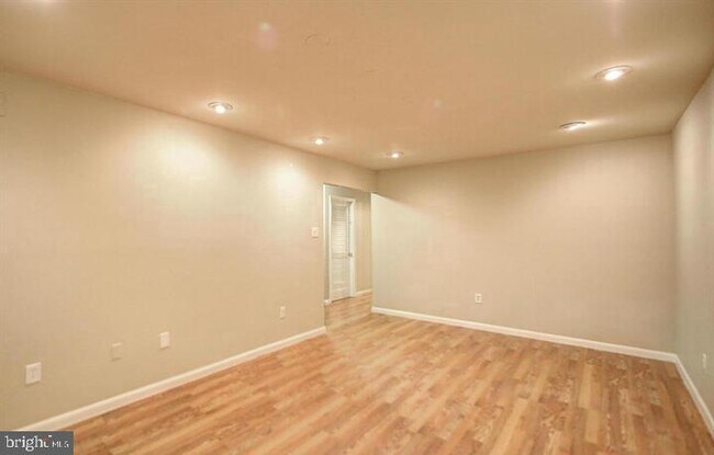 Building Photo - 11719 Newbridge Ct