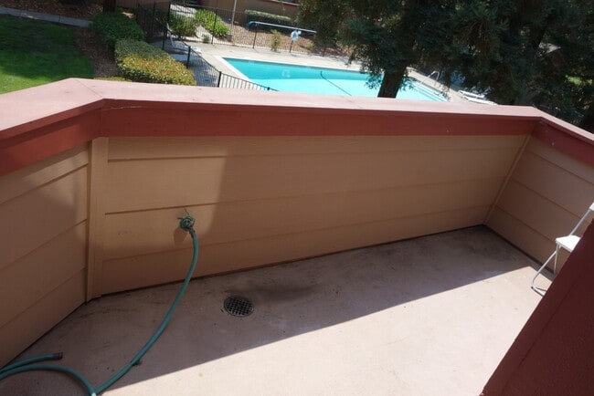 Building Photo - Bright 3-Bed condo with In-Unit Laundry, Pool Access, and Assigned Carport in Fremont