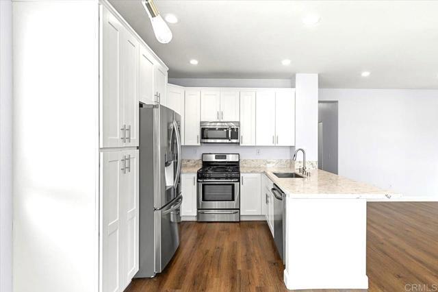 Building Photo - 9615 W Canyon Terrace