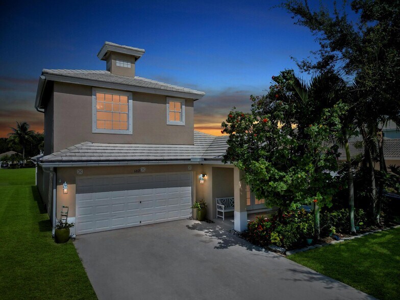 Building Photo - 6821 Hendry Dr