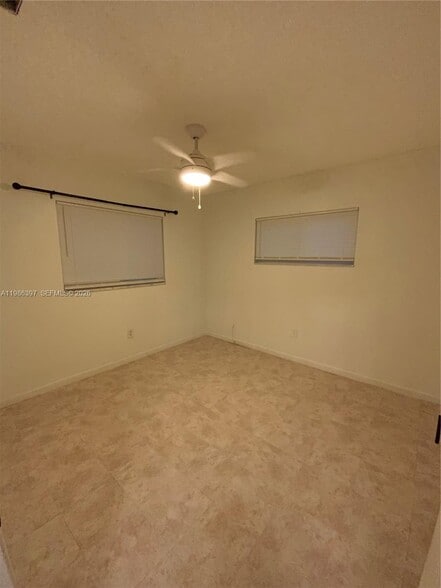 Building Photo - 11128 Median St