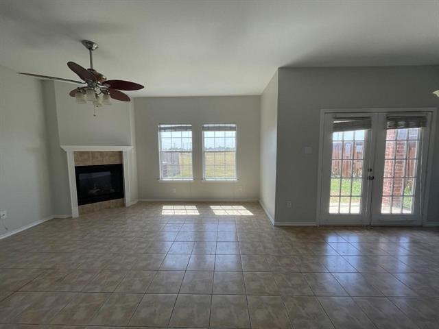 Building Photo - 127 Castleridge Dr