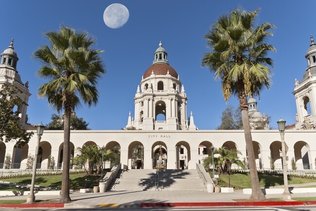 Pasadena's iconic City Hall is only moments from your door - Windsor Pasadena
