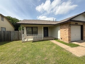 Building Photo - 510 Willowbend Cove