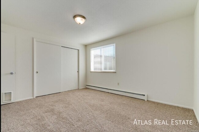 Building Photo - 3730 Owens St