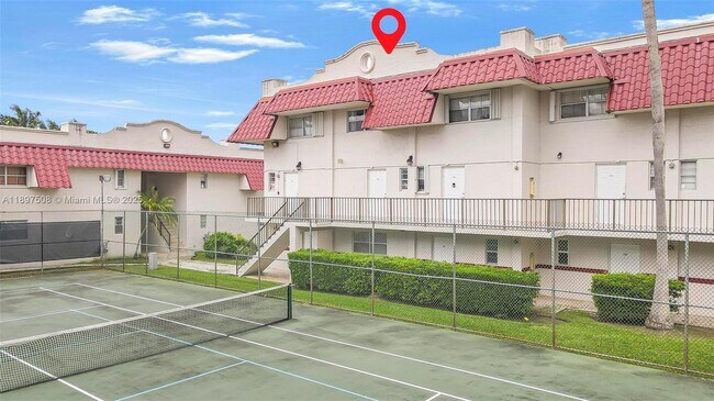 Building Photo - 6709 N Kendall Dr