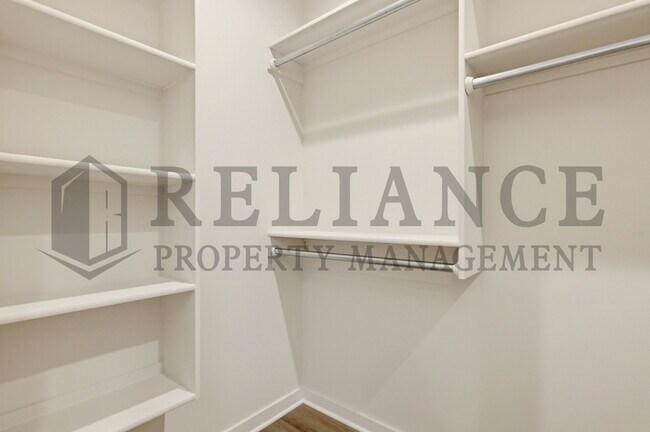 Building Photo - 157 N Gowen St