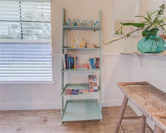 Building Photo - 27 Mala Compra Rd