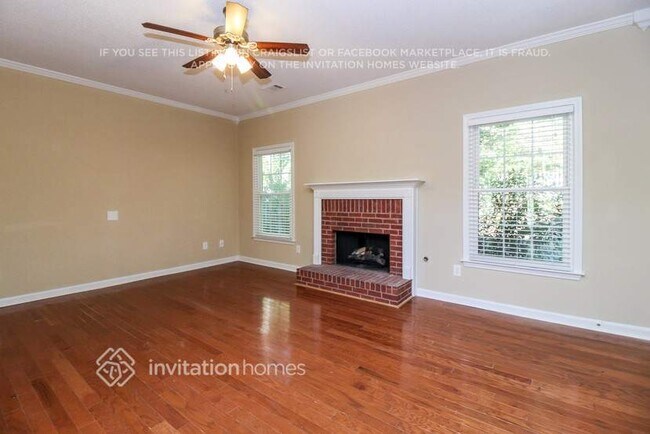 Building Photo - 7022 Surrey Dr