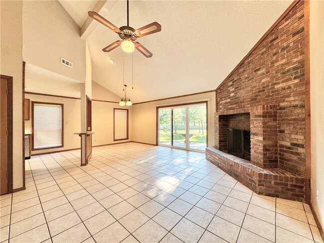 Building Photo - 2722 Coy Kaylor Dr
