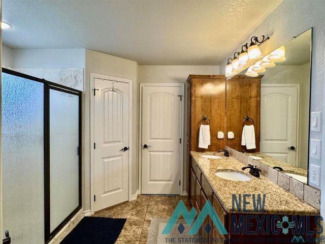 Building Photo - 3313 Northglen Dr