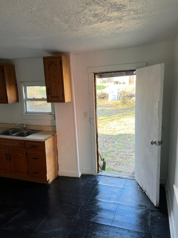 Building Photo - 421-423-423 Caldwell St