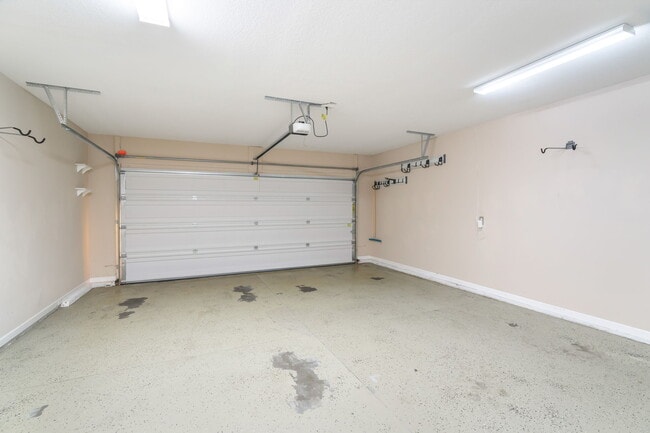 Building Photo - 7713 Budding Vine Ln