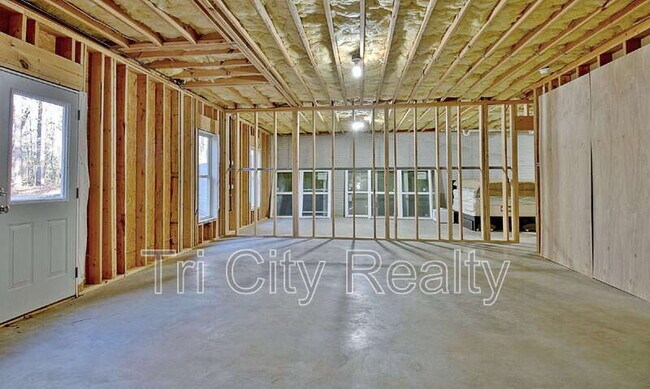 Building Photo - 175 Ridgeway Ct