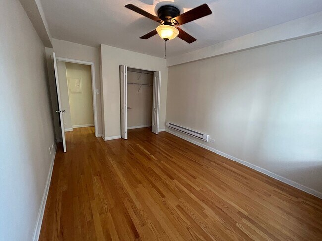 Building Photo - 4180 N Marine Dr