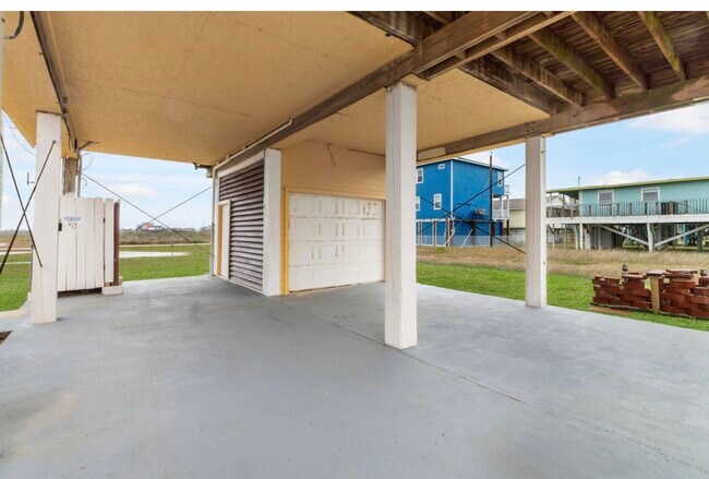 Building Photo - 222 Sandpebble Pl