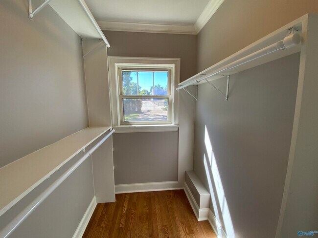Building Photo - 3105 7th Ave SW