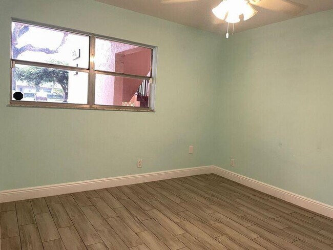Building Photo - 2800 Fiore Way
