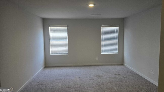 Building Photo - 17 Founders Dr