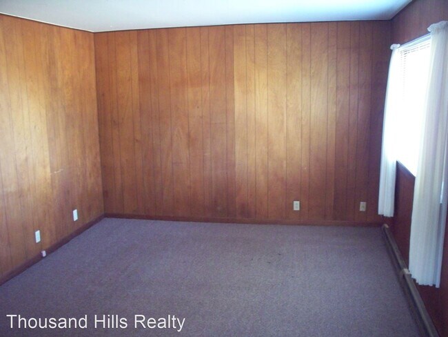 Building Photo - 1 br, 1 bath House - 200 Cummings St #1
