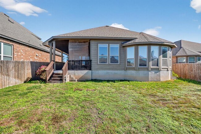 Building Photo - 6916 Etna Way