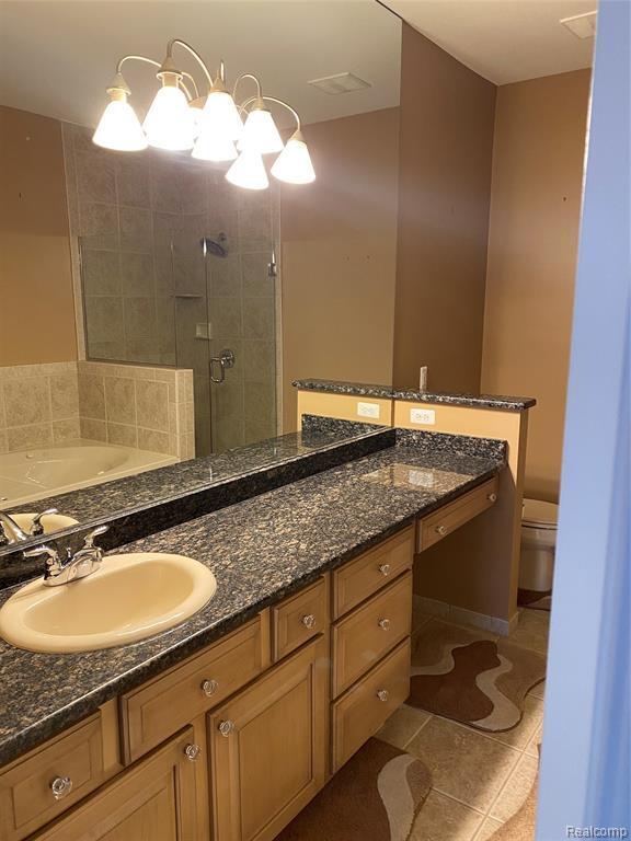 Building Photo - 1046 Lorenzo Ct