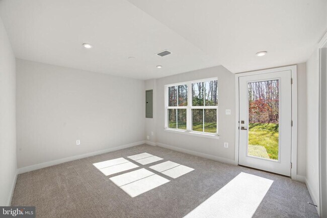 Building Photo - 6920 Braxton Spgs Wy