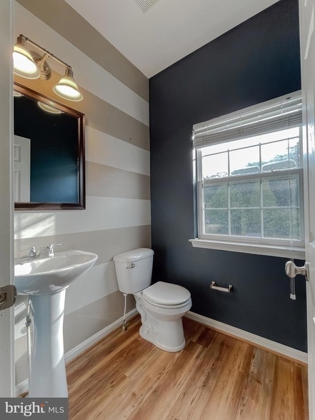 Building Photo - 45571 Catalina Ln