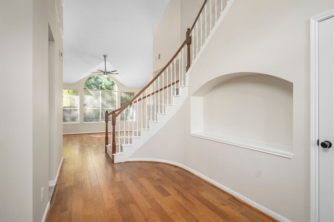 Building Photo - 8815 Vista Springs Dr